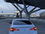 Hyundai Elantra 2019 года за 8 700 000 тг. в Шымкент – фото 4