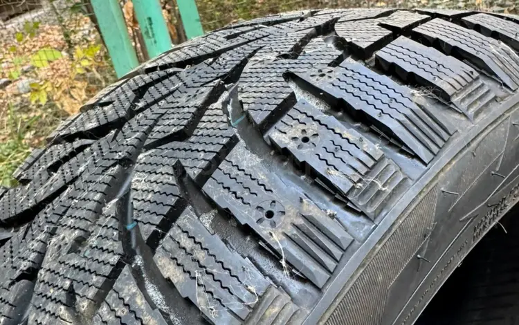 Шины зимнии TOYO разноразмерные 245/45/R19, 275/40/R19 за 320 000 тг. в Алматы