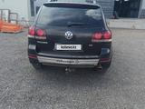 Volkswagen Touareg 2007 годаүшін2 900 000 тг. в Астана – фото 3