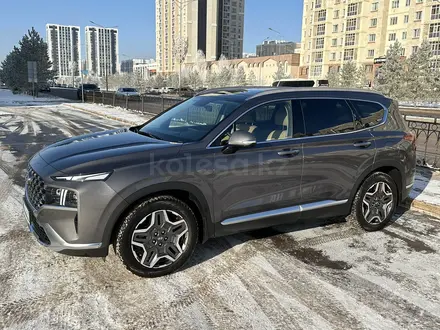 Hyundai Santa Fe 2023 года за 18 950 000 тг. в Астана – фото 2