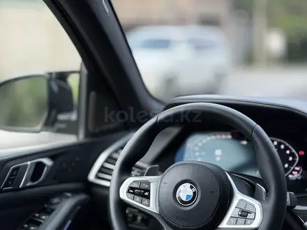 BMW X5 2018 года за 33 000 000 тг. в Шымкент – фото 16