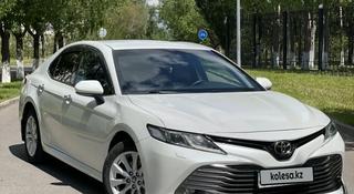 Toyota Camry 2020 года за 13 200 000 тг. в Астана