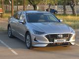 Hyundai Sonata 2021 года за 10 800 000 тг. в Астана – фото 2