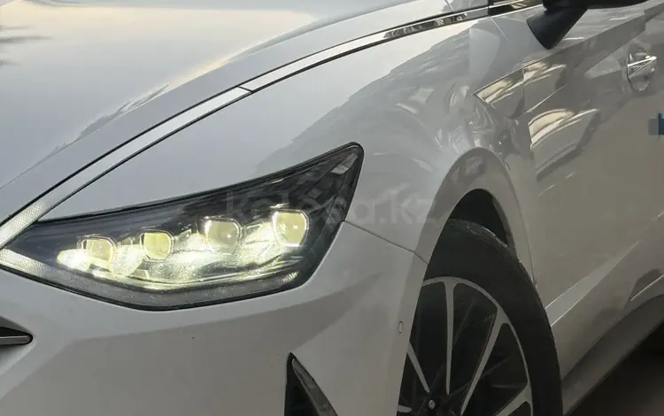 Hyundai Sonata 2019 года за 10 000 000 тг. в Алматы