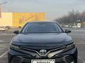 Toyota Camry 2018 года за 12 300 000 тг. в Алматы