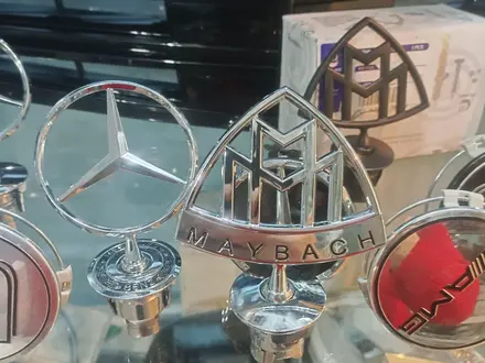 Эмблема значок шильдик MAYBACH Мерседес W222 W223 W221 GLS X167 за 45 000 тг. в Астана – фото 6