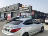 Hyundai Solaris 2015 года за 3 700 000 тг. в Атырау