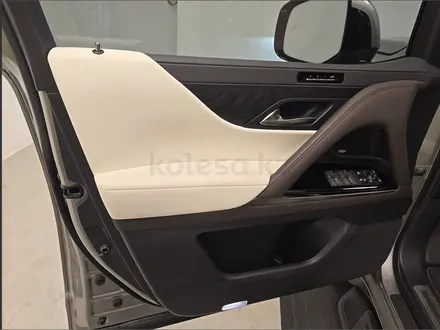 Lexus LX 600 Luxury 2024 года за 61 000 000 тг. в Алматы – фото 9