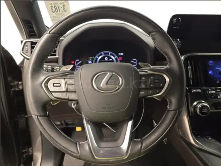 Lexus LX 600 Luxury 2024 года за 61 000 000 тг. в Алматы – фото 10