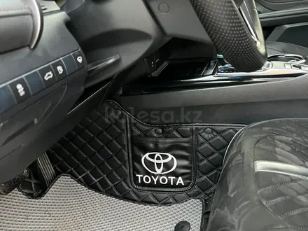 Toyota Camry 2019 года за 13 600 000 тг. в Алматы – фото 14