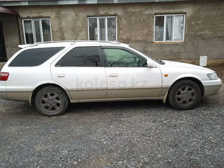 Toyota Camry Gracia 1998 года за 3 500 000 тг. в Ушарал – фото 3