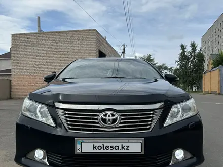 Toyota Camry 2013 года за 10 900 000 тг. в Павлодар