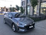 Hyundai Elantra 2018 годаfor5 500 000 тг. в Атырау