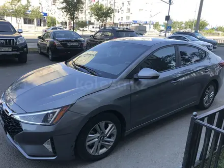 Hyundai Elantra 2018 года за 5 500 000 тг. в Атырау – фото 6