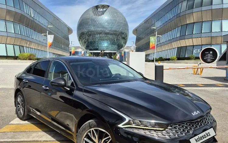 Kia K5 2022 года за 11 500 000 тг. в Астана