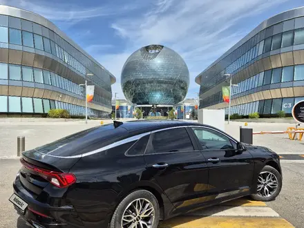 Kia K5 2022 года за 11 500 000 тг. в Астана – фото 3