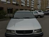 Volkswagen Passat 1994 года за 1 750 000 тг. в Астана – фото 5