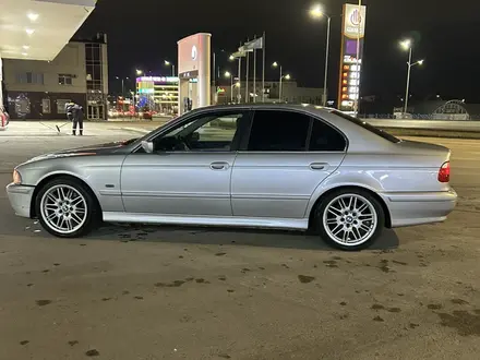 BMW 525 2001 года за 4 200 000 тг. в Уральск