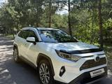 Toyota RAV4 2021 года за 20 000 000 тг. в Астана – фото 3