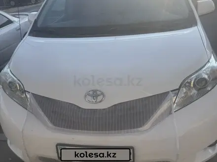 Toyota Sienna 2012 года за 10 500 000 тг. в Алматы – фото 2