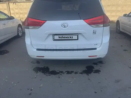 Toyota Sienna 2012 года за 10 500 000 тг. в Алматы – фото 12