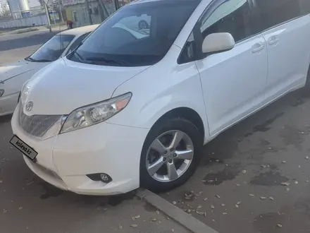 Toyota Sienna 2012 года за 10 500 000 тг. в Алматы – фото 4