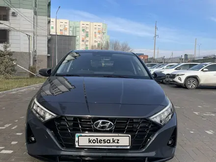 Hyundai i20 2023 года за 8 300 000 тг. в Шымкент