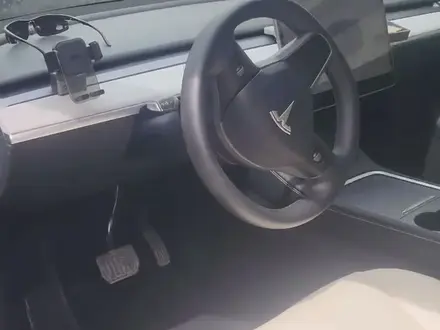 Tesla Model Y 2024 года за 11 500 000 тг. в Алматы – фото 3