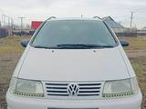 Volkswagen Sharan 1996 года за 3 500 000 тг. в Уральск