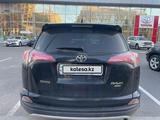 Toyota RAV4 2019 годаfor14 000 000 тг. в Астана – фото 2