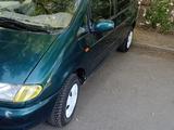 Volkswagen Sharan 1996 годаүшін1 611 234 тг. в Караганда – фото 2