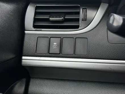 Toyota Camry 2014 года за 8 100 000 тг. в Актобе – фото 13