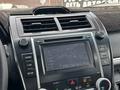 Toyota Camry 2014 года за 8 100 000 тг. в Актобе – фото 21