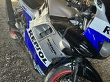 Honda  CBR 600F 1996 года за 1 100 000 тг. в Темиртау – фото 2