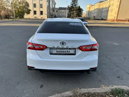 Toyota Camry 2019 года за 10 900 000 тг. в Павлодар – фото 4