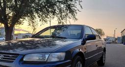 Toyota Camry 1997 года за 2 100 000 тг. в Тараз