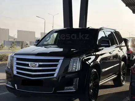 Cadillac Escalade 2019 года за 32 000 000 тг. в Астана – фото 8