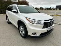 Toyota Highlander 2016 года за 21 500 000 тг. в Актау