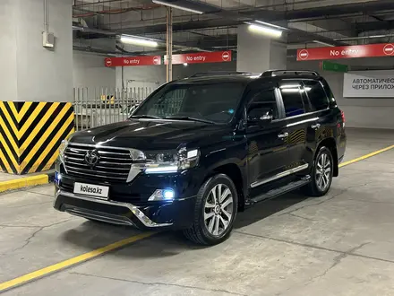 Toyota Land Cruiser 2017 года за 37 000 000 тг. в Алматы – фото 3