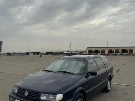 Volkswagen Passat 1994 года за 2 050 000 тг. в Тараз – фото 3