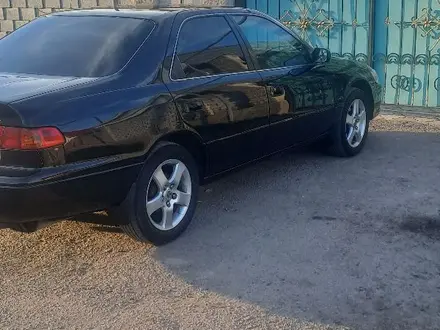 Toyota Camry 2000 года за 4 000 000 тг. в Тараз – фото 2