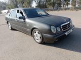 Mercedes-Benz E 230 1996 года за 1 500 000 тг. в Алматы