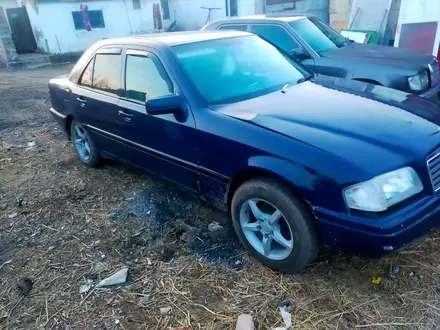 Mercedes-Benz C 220 1993 года за 1 500 000 тг. в Атбасар