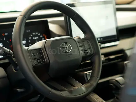 Toyota RAV4 Prestige 2026 года за 20 190 000 тг. в Уральск – фото 23