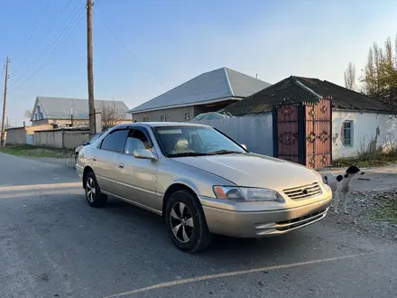 Toyota Camry 1997 года за 2 800 000 тг. в Тараз