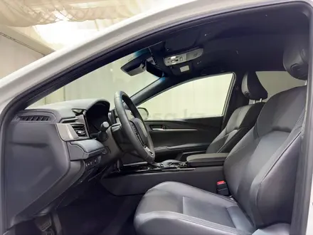 Toyota Camry Prestige eCVT 2025 года за 21 300 000 тг. в Алматы – фото 12