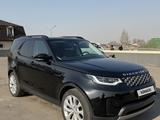 Land Rover Discovery 2023 года за 27 000 000 тг. в Алматы – фото 2