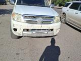 Toyota Hilux 2006 года за 4 000 000 тг. в Караганда