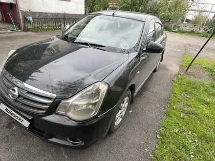 Nissan Almera 2015 года за 4 000 000 тг. в Алматы – фото 2