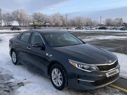 Kia Optima 2016 года за 7 850 000 тг. в Уральск – фото 2